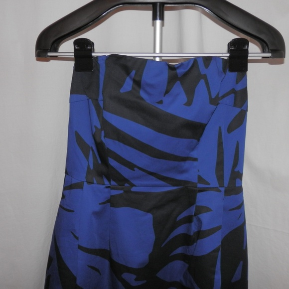 NWT  Strapless Dress - Picture 4 of 7